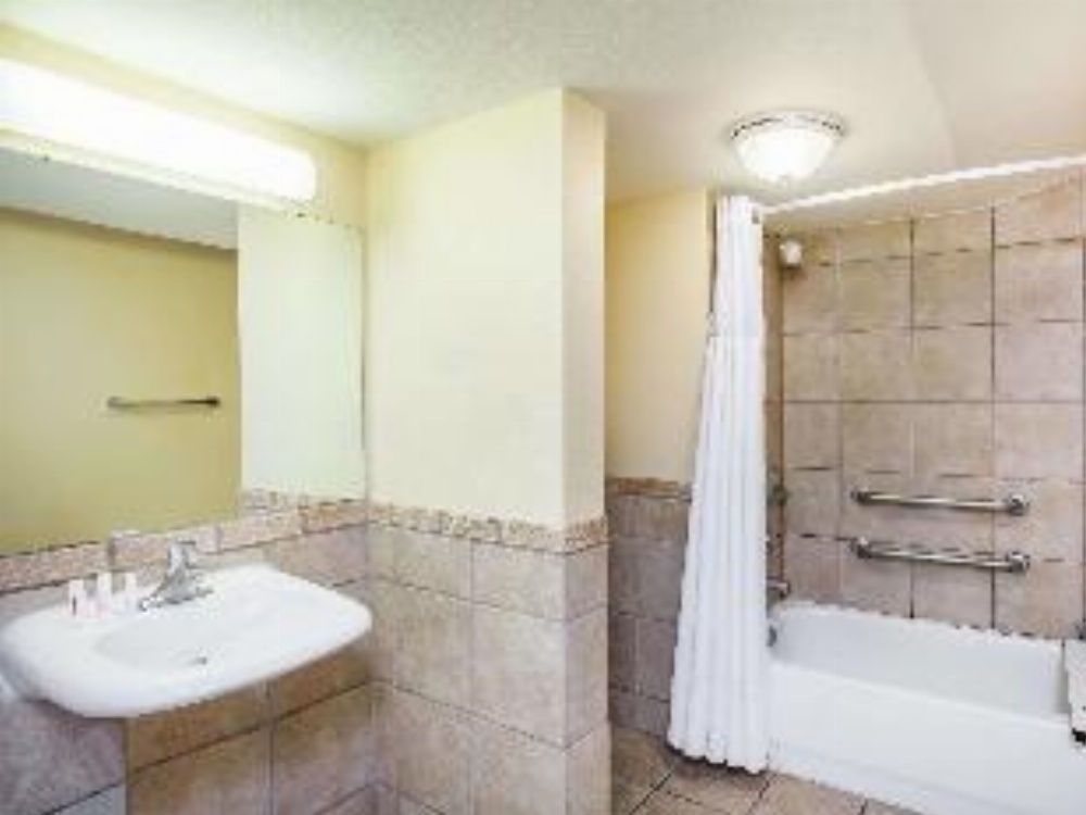 Days Inn by Wyndham San Antonio Alamo/Riverwalk Image 18