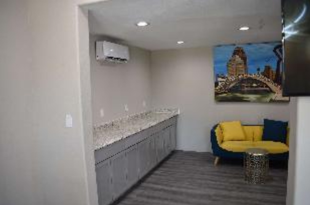 Days Inn by Wyndham San Antonio Alamo/Riverwalk