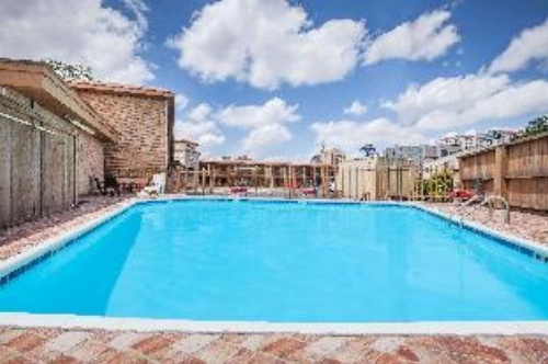 Days Inn by Wyndham San Antonio Alamo/Riverwalk image 8